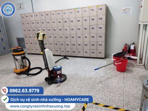 Chuẩn bị dụng cụ vệ sinh nhà máy, nhà xưởng và kho bãi cần thiết