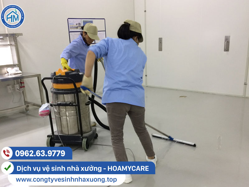 Phủ bóng sàn epoxy