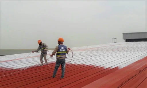 Dịch vụ thi công sơn chống nóng mái tôn nhà xưởng HOAMYCARE